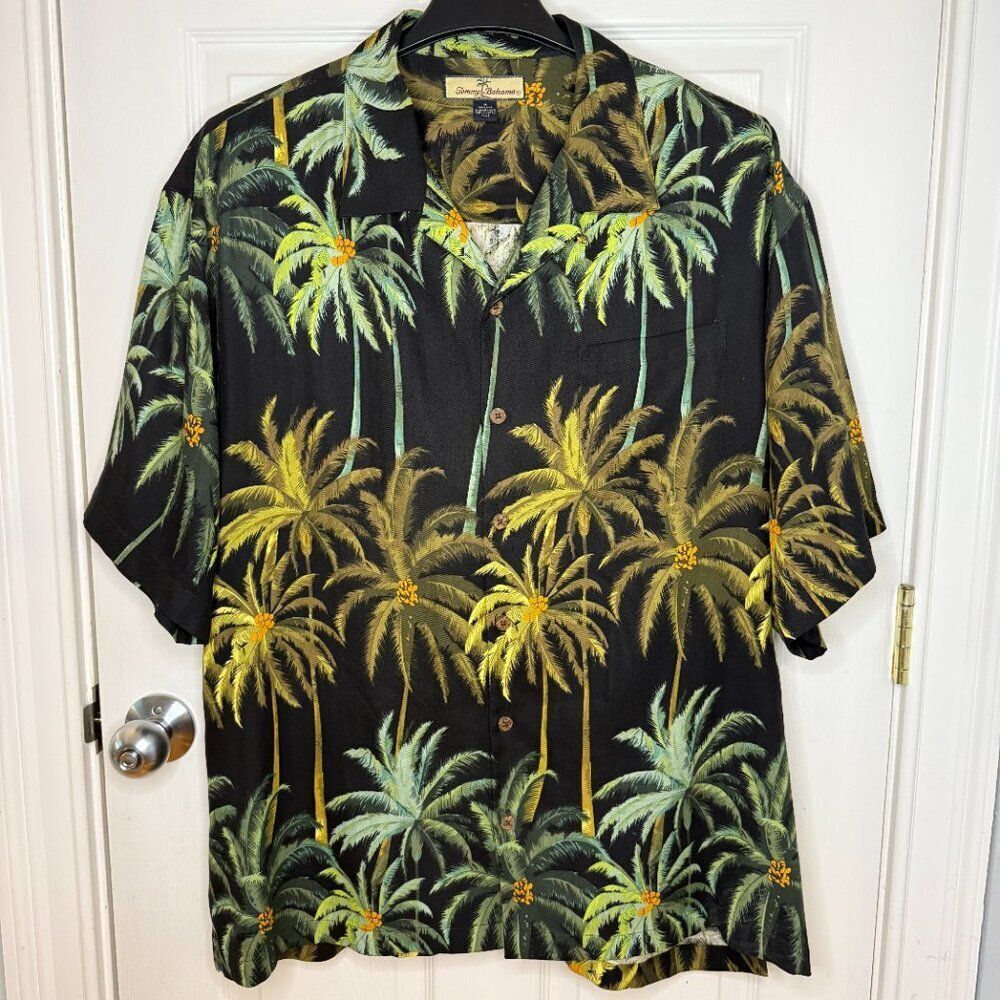 Vintage Tommy Bahama Silk Hawaiian Shirt Large Palm Tree Graphics Size XL